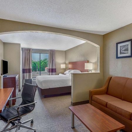 Days Inn By Wyndham Blairsville Экстерьер фото