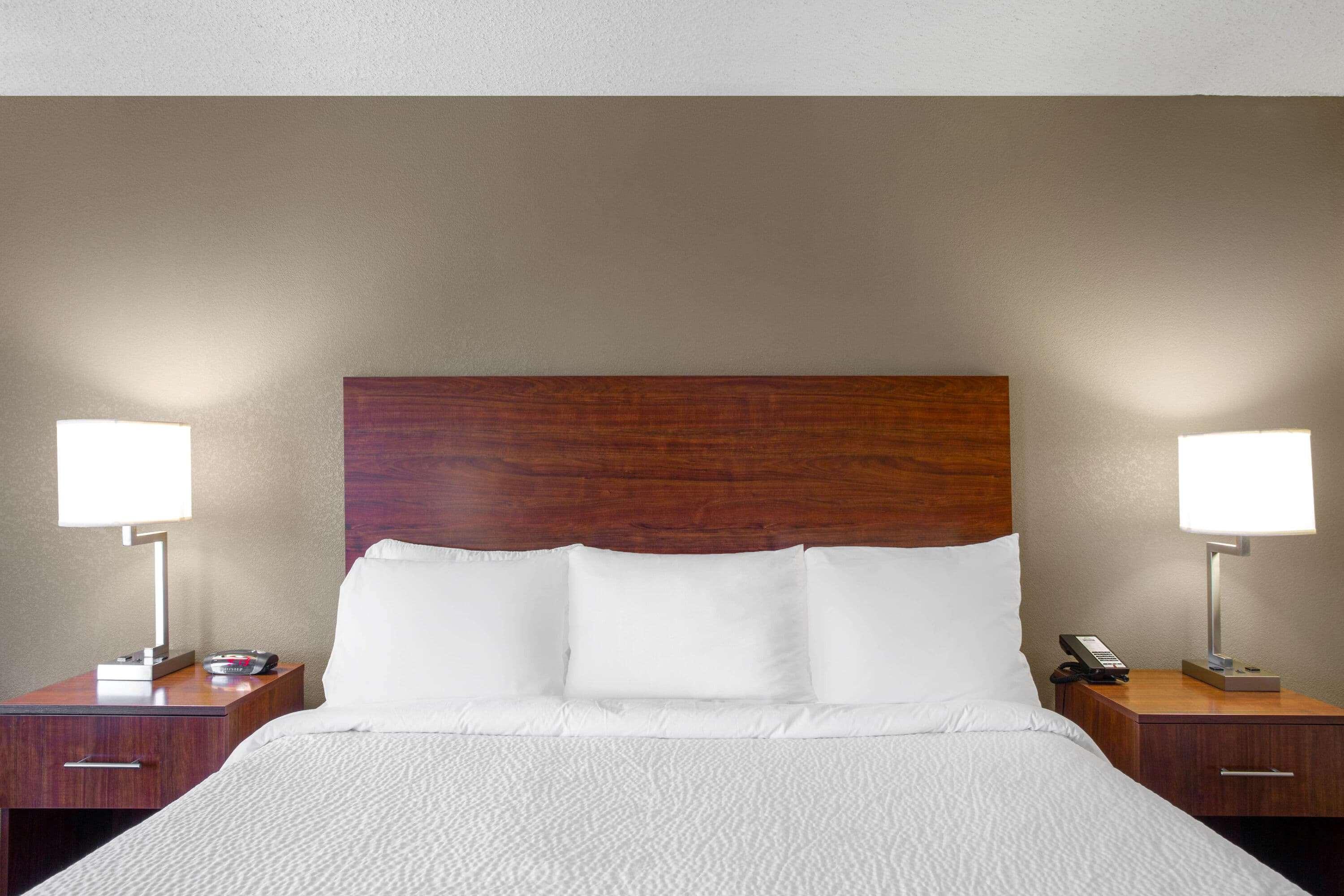 Days Inn By Wyndham Blairsville Экстерьер фото