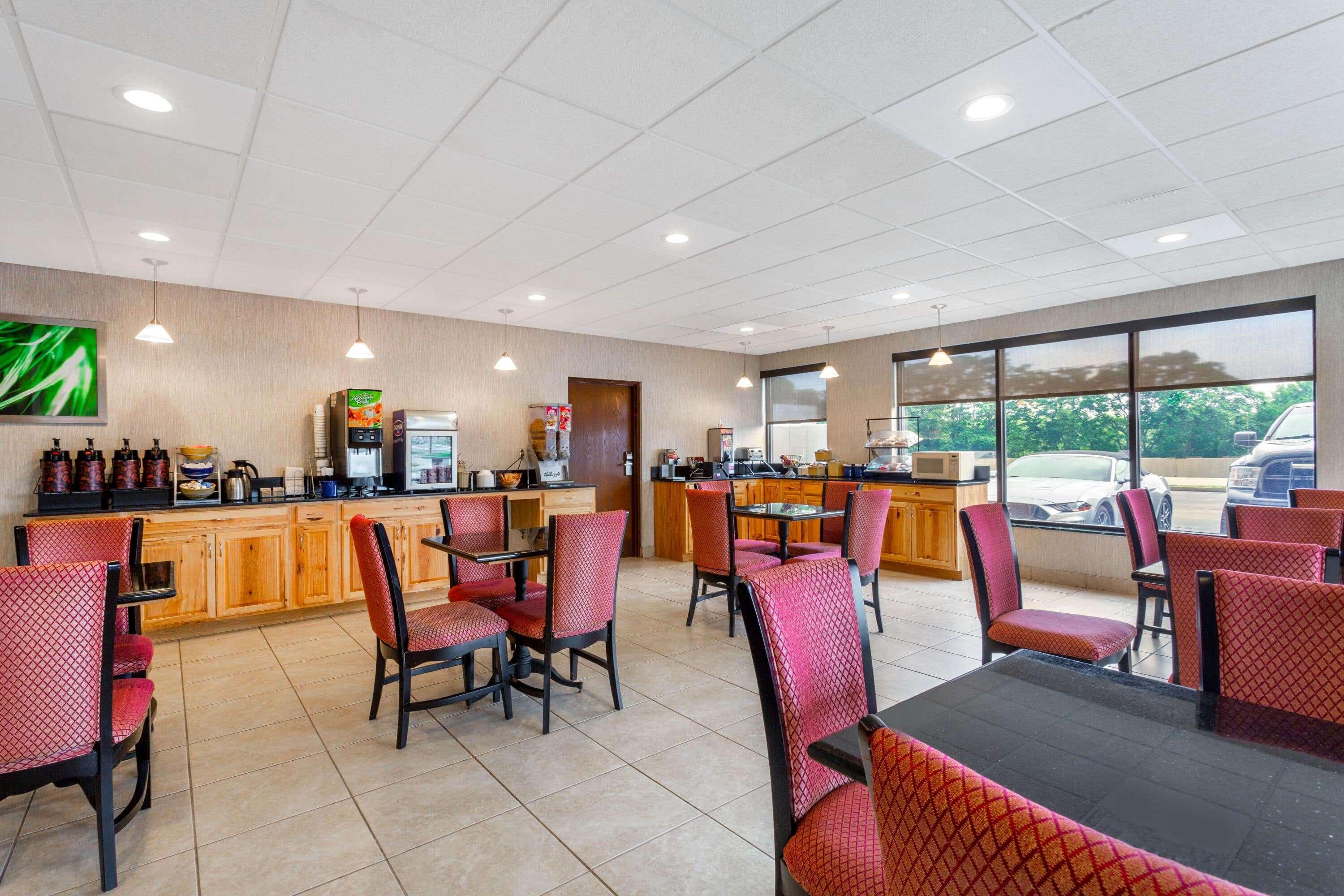 Days Inn By Wyndham Blairsville Экстерьер фото